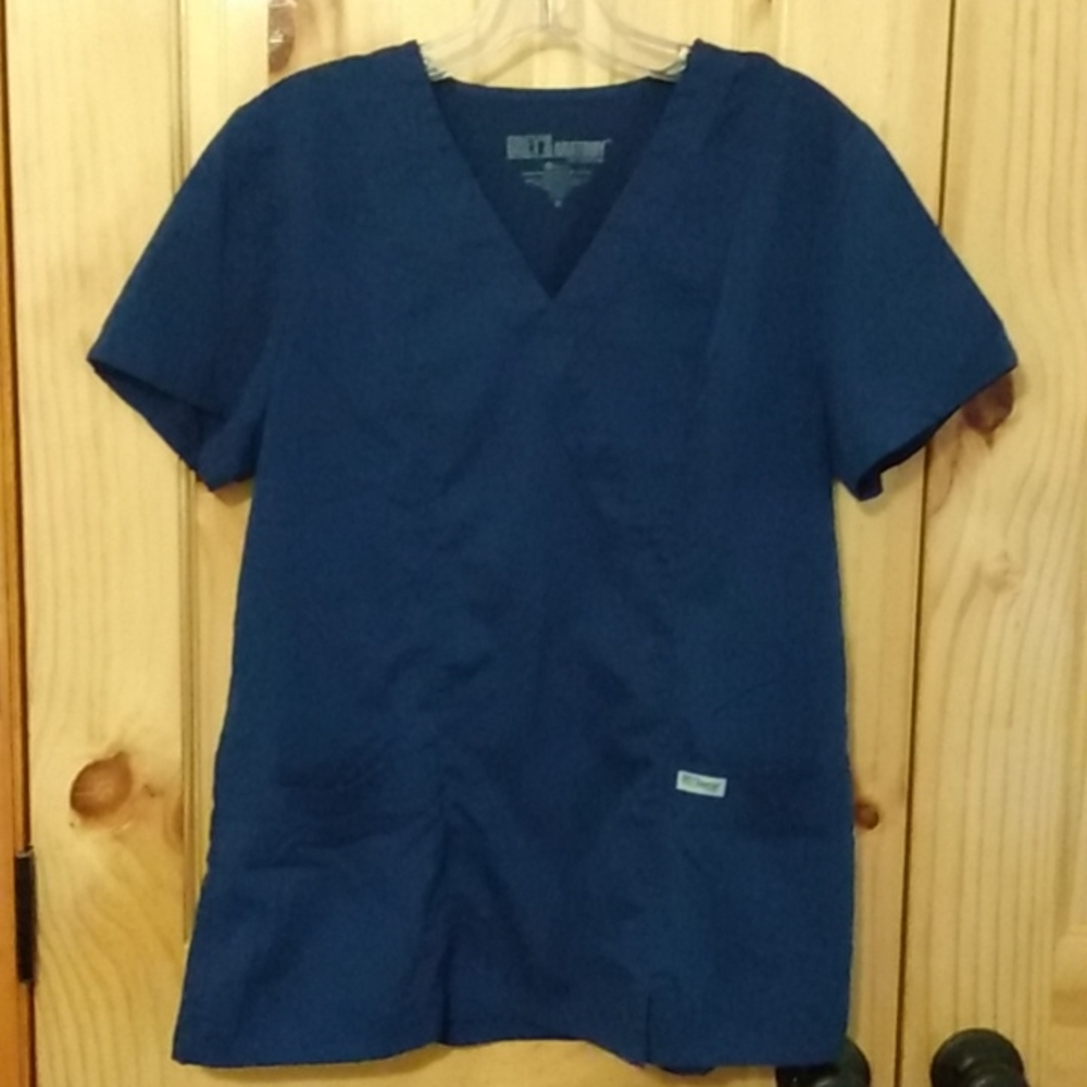Scrub top